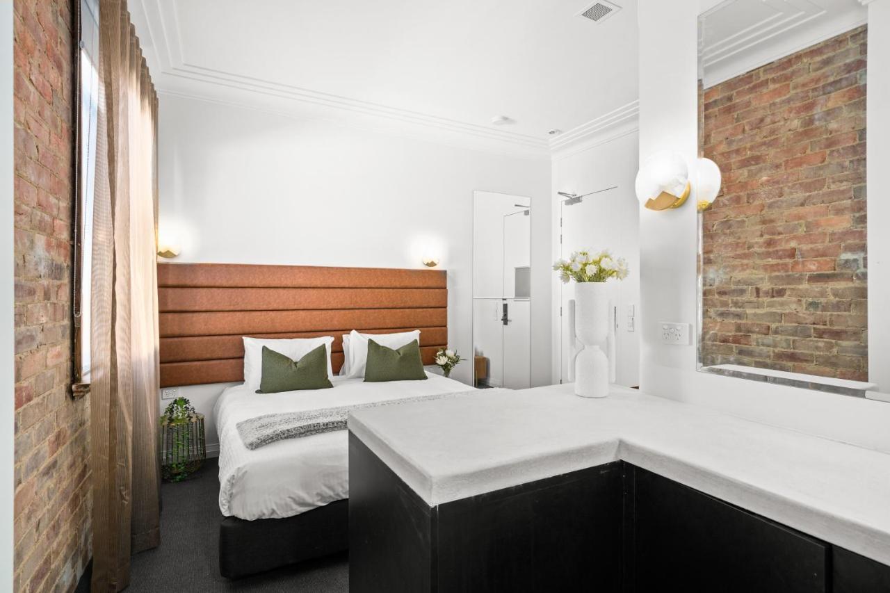 Grand Hotel And Studios Wyong Extérieur photo